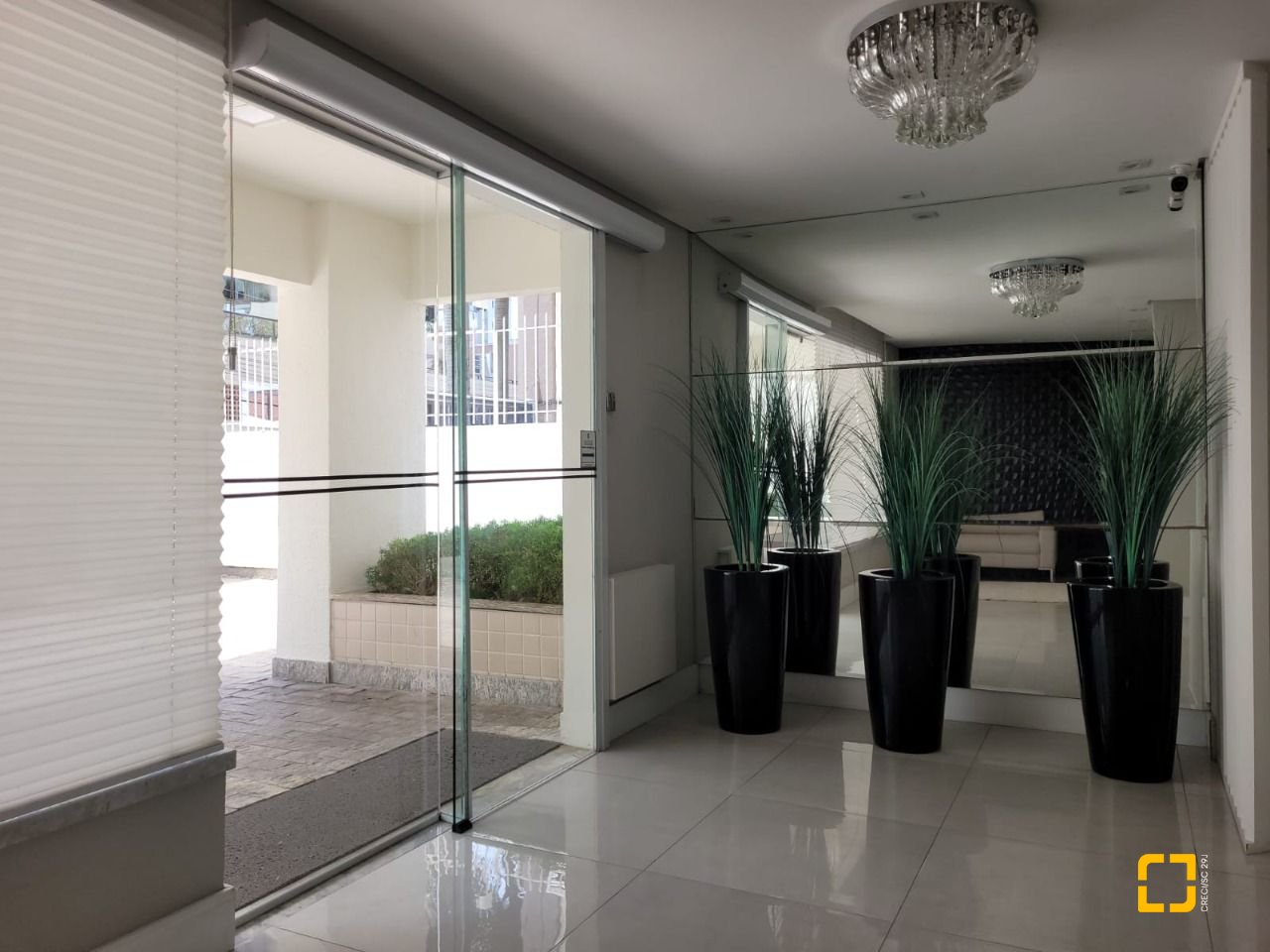 Apartamento com 141m², 4 quartos (sendo 1 suíte), 1 garagem, no bairro Centro em Florianópolis