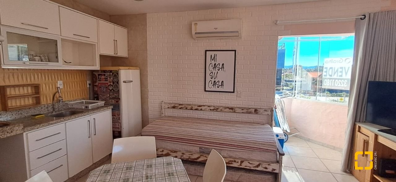 Apartamento com 32m², 1 quarto, 1 garagem, no bairro Canasvieiras em Florianópolis