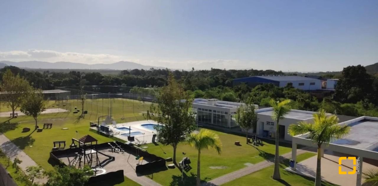 Apartamento com 58m², 2 quartos, 2 garagens, no bairro Ingleses em Florianópolis