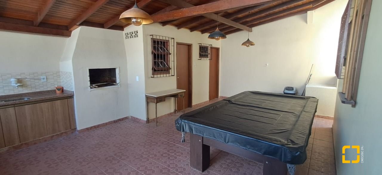Casa com 123m², 3 quartos, 3 garagens, no bairro Ingleses do Rio Vermelho em Florianópolis