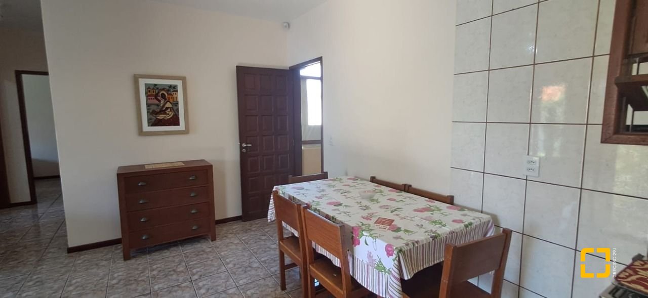Casa com 123m², 3 quartos, 3 garagens, no bairro Ingleses do Rio Vermelho em Florianópolis
