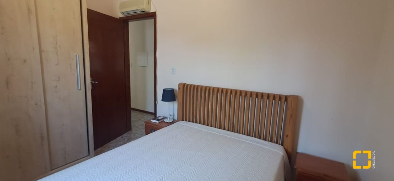 Casa com 123m², 3 quartos, 3 garagens, no bairro Ingleses do Rio Vermelho em Florianópolis
