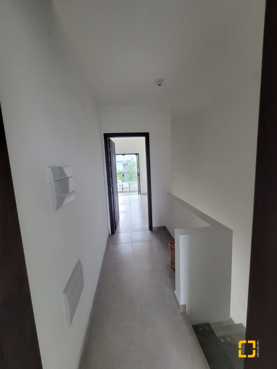 Casa com 92m², 3 quartos (sendo 1 suíte), 2 garagens, no bairro Rio Vermelho em Florianópolis