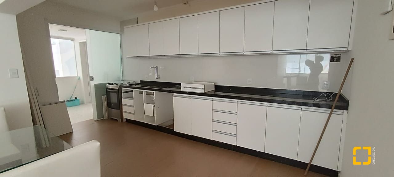 Apartamento com 99m², 3 quartos, no bairro Centro em Florianópolis