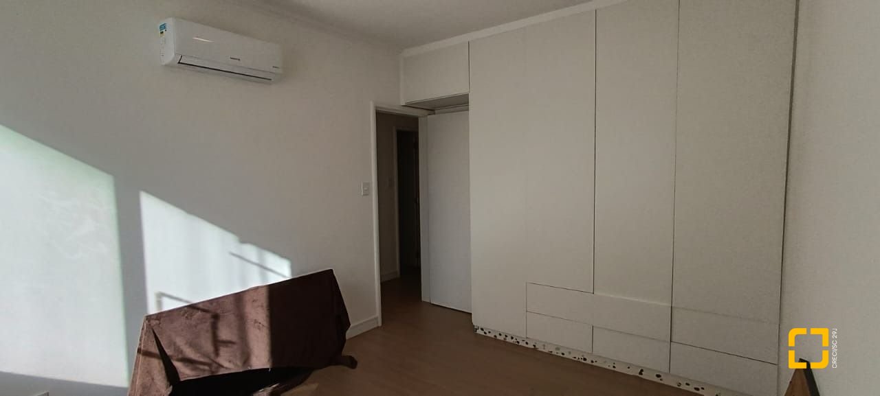 Apartamento com 99m², 3 quartos, no bairro Centro em Florianópolis