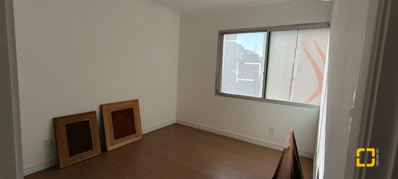 Apartamento com 99m², 3 quartos, no bairro Centro em Florianópolis