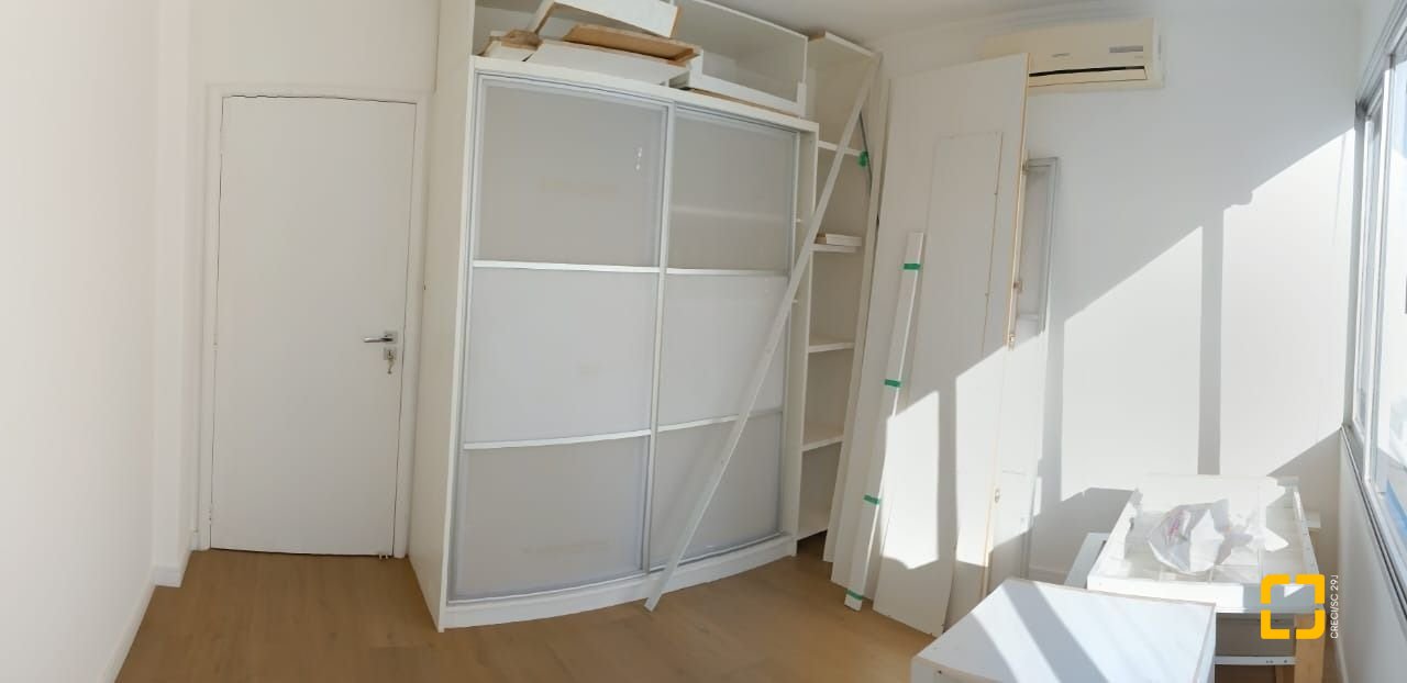 Apartamento com 99m², 3 quartos, no bairro Centro em Florianópolis