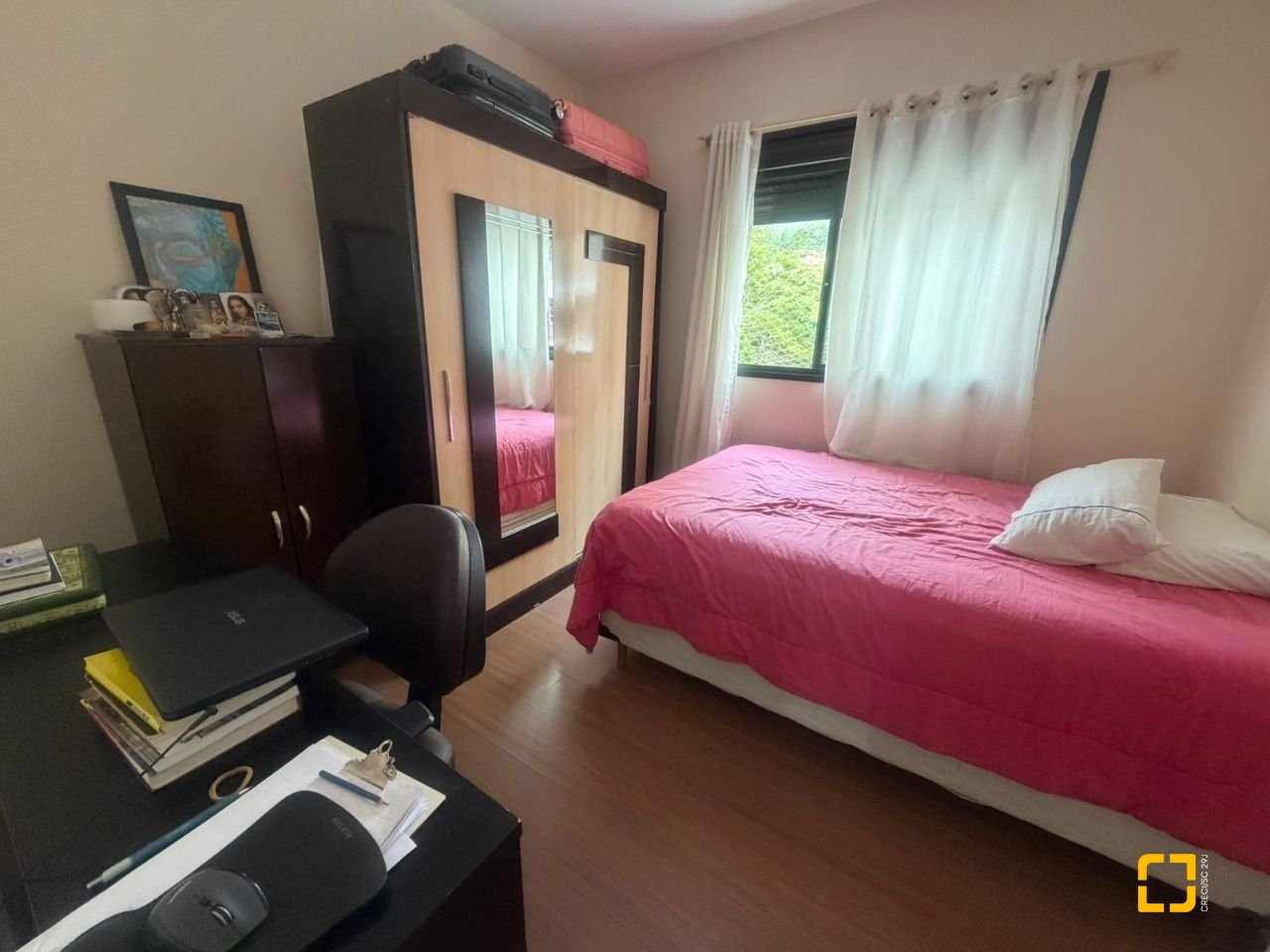 Apartamento com 66m², 3 quartos (sendo 1 suíte), 1 garagem, no bairro Itacorubi em Florianópolis
