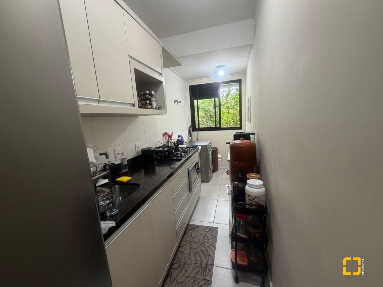 Apartamento com 66m², 3 quartos (sendo 1 suíte), 1 garagem, no bairro Itacorubi em Florianópolis