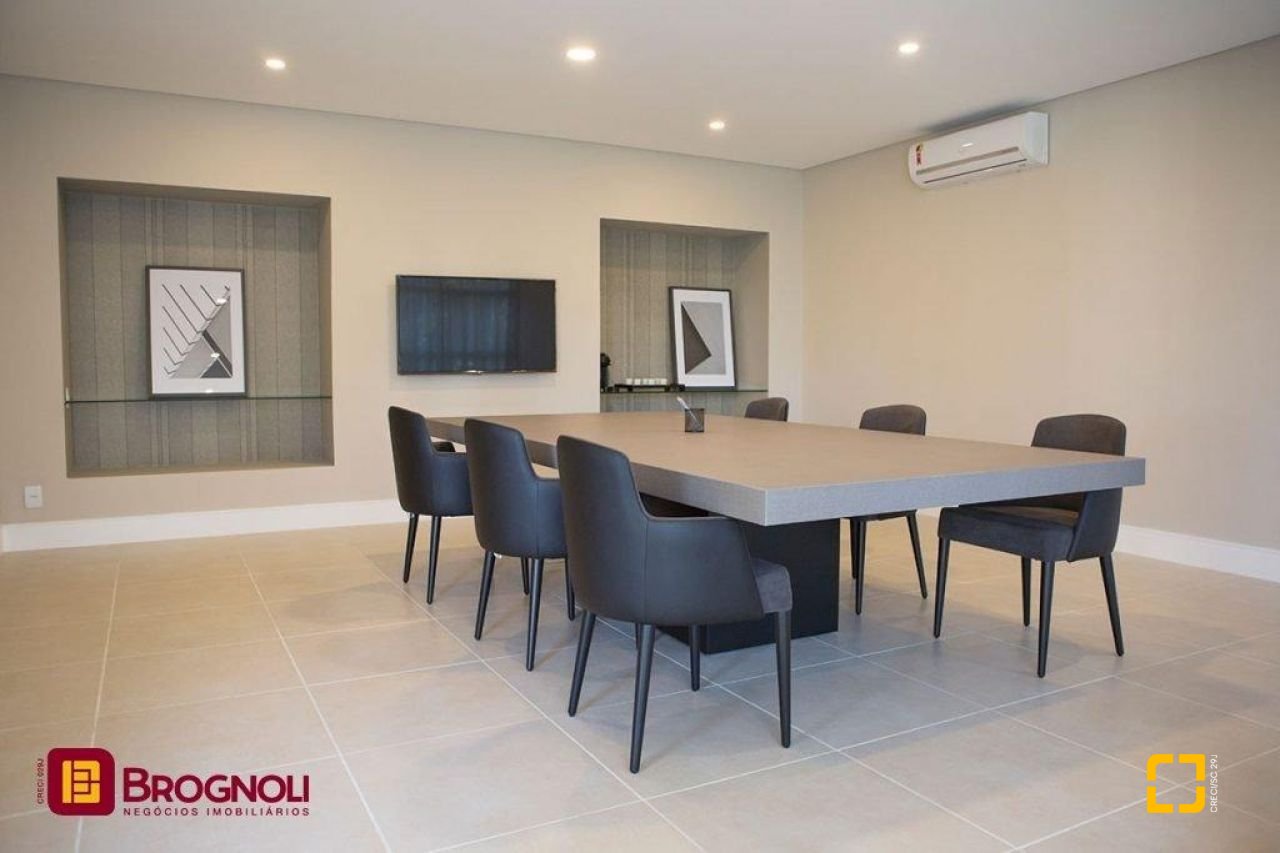 Apartamento com 66m², 3 quartos (sendo 1 suíte), 1 garagem, no bairro Itacorubi em Florianópolis