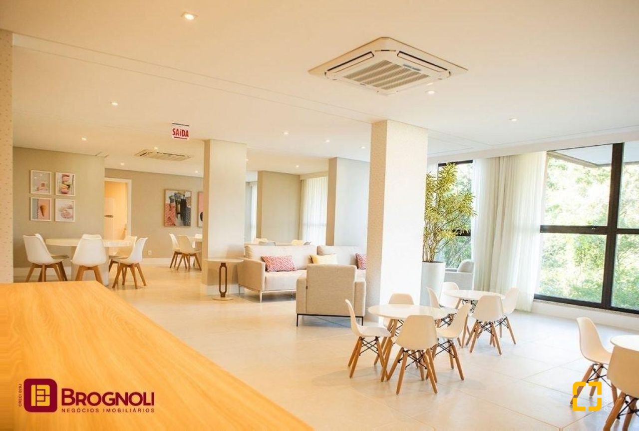 Apartamento com 66m², 3 quartos (sendo 1 suíte), 1 garagem, no bairro Itacorubi em Florianópolis