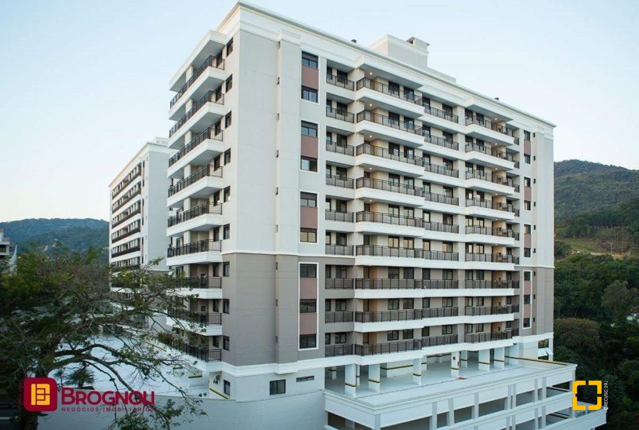 Apartamento com 66m², 3 quartos (sendo 1 suíte), 1 garagem, no bairro Itacorubi em Florianópolis