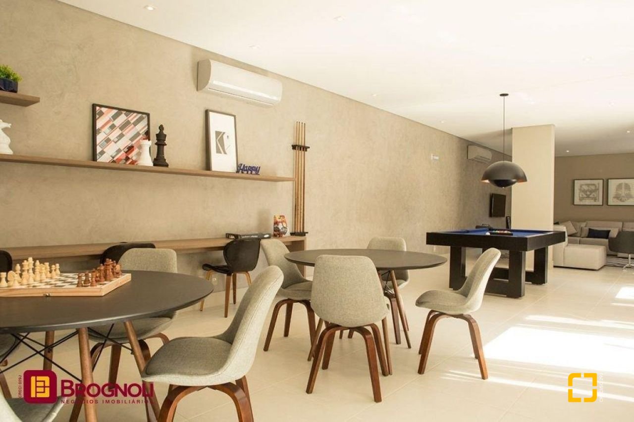 Apartamento com 66m², 3 quartos (sendo 1 suíte), 1 garagem, no bairro Itacorubi em Florianópolis