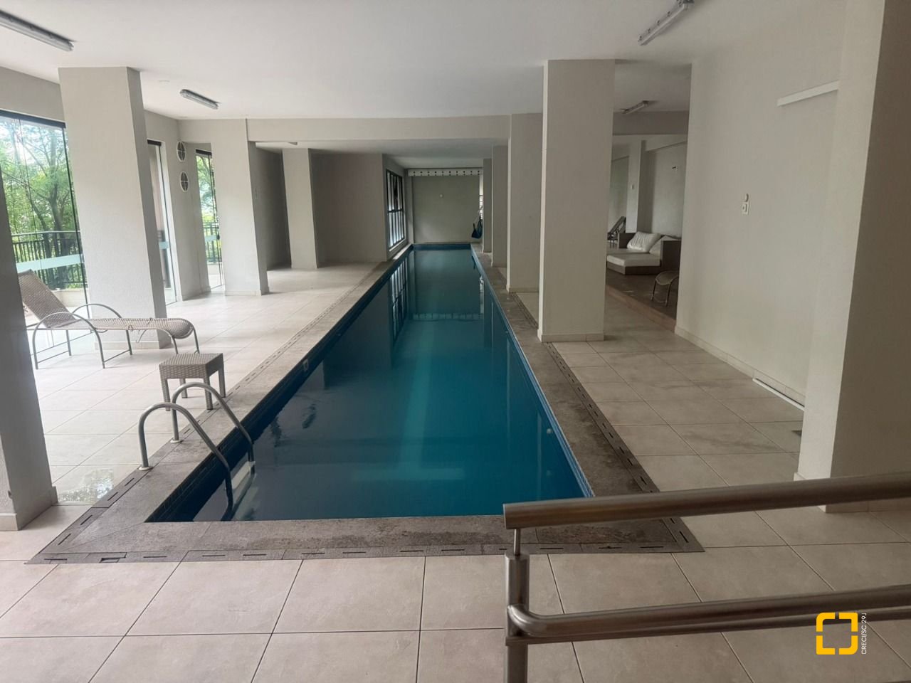 Apartamento com 66m², 3 quartos (sendo 1 suíte), 1 garagem, no bairro Itacorubi em Florianópolis