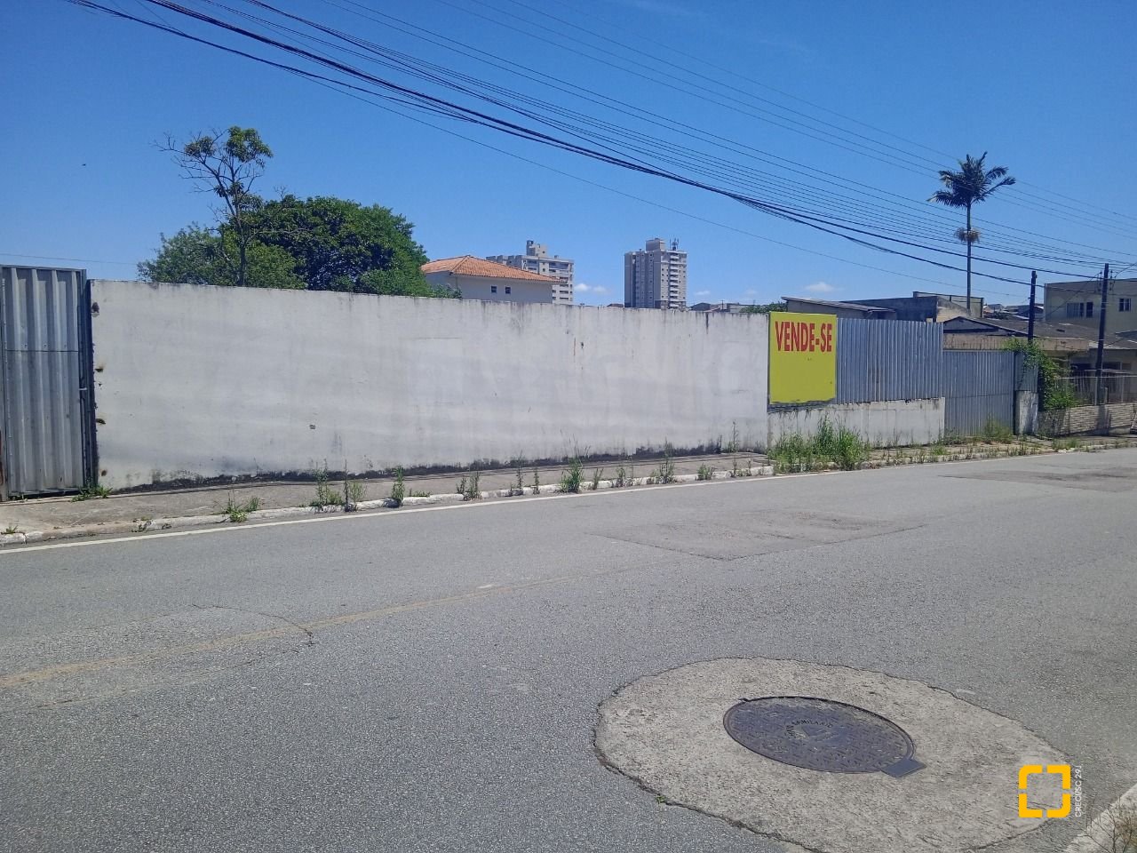 Terreno com 1095m², no bairro Floresta em São José