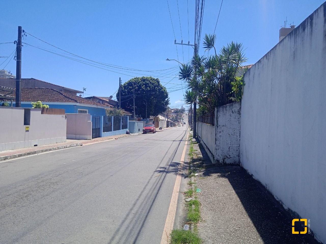 Terreno com 1095m², no bairro Floresta em São José