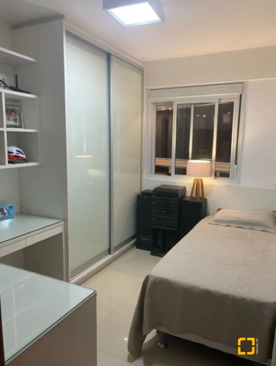 Apartamento com 108m², 4 quartos (sendo 1 suíte), 2 garagens, no bairro Estreito em Florianópolis