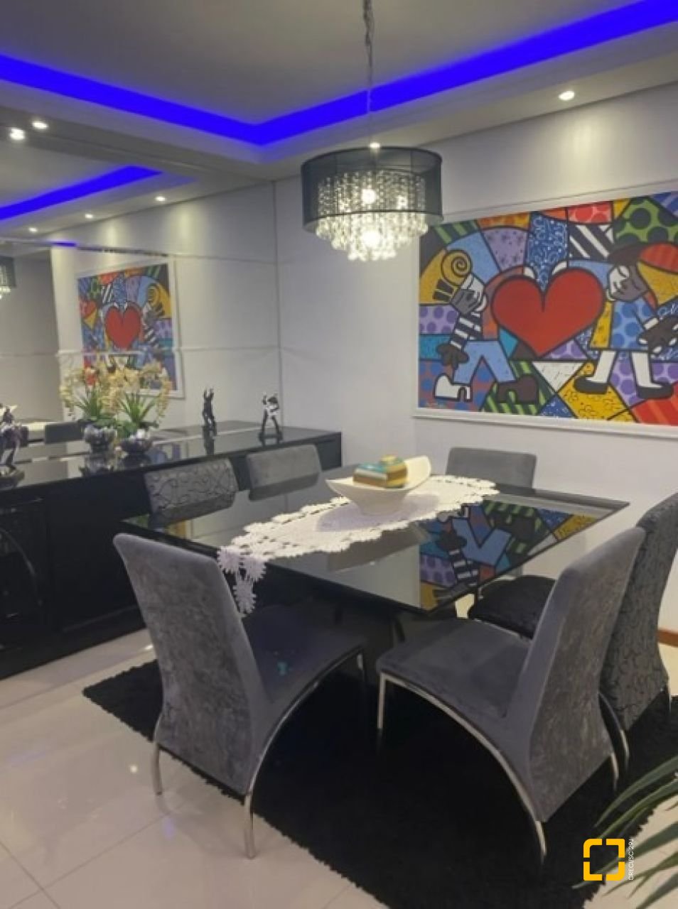 Apartamento com 108m², 4 quartos (sendo 1 suíte), 2 garagens, no bairro Estreito em Florianópolis