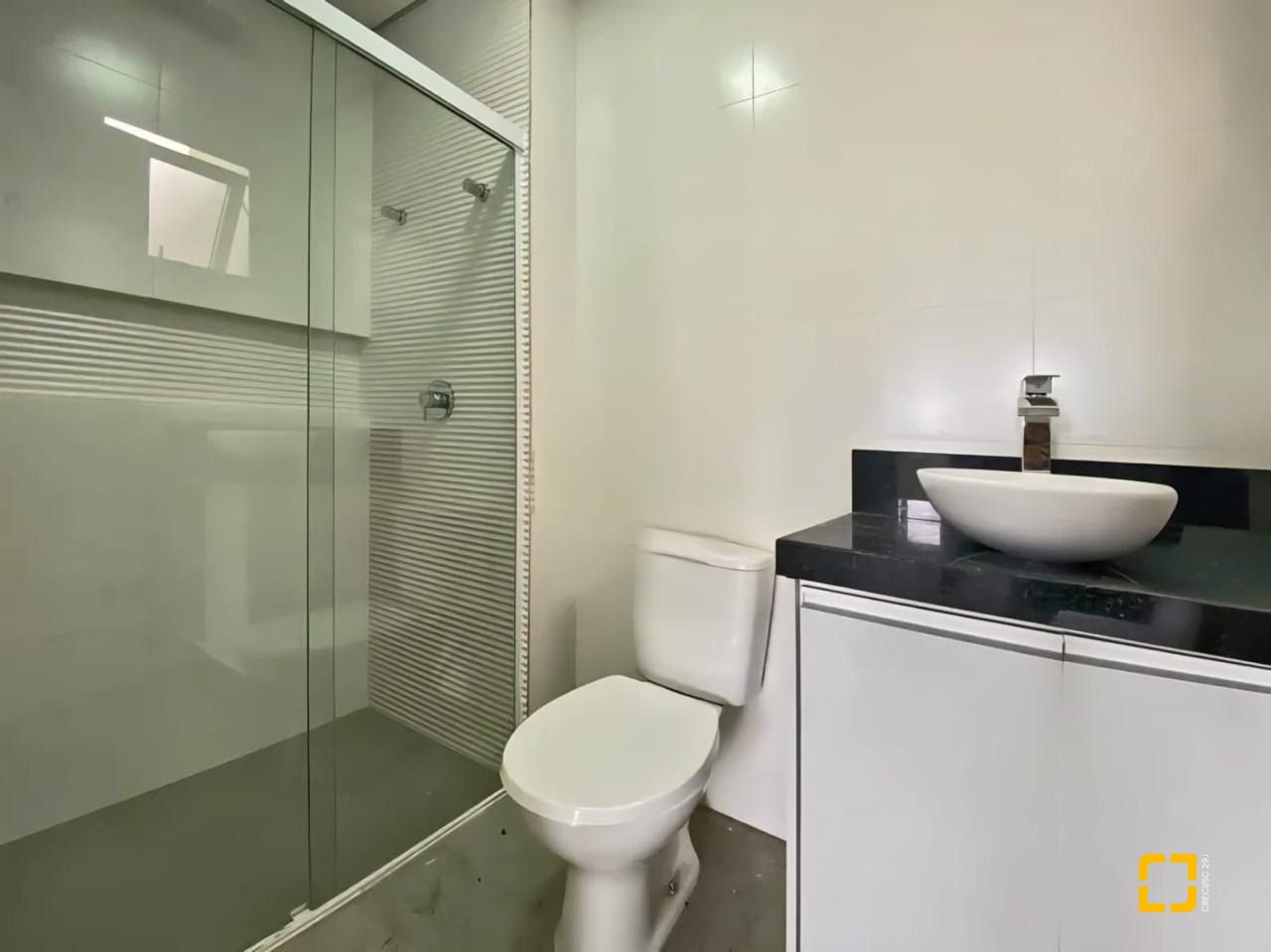 Studio com 36m², 1 quarto, 1 garagem, no bairro Campeche em Florianópolis