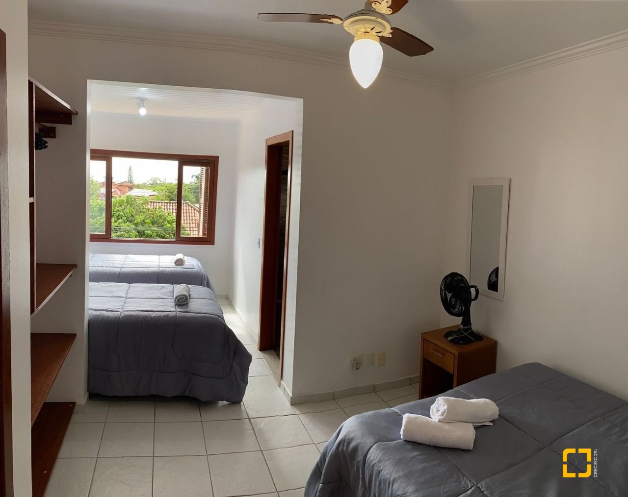 Casa com 370m², 5 quartos (sendo 2 suítes), 3 garagens, no bairro Campeche em Florianópolis