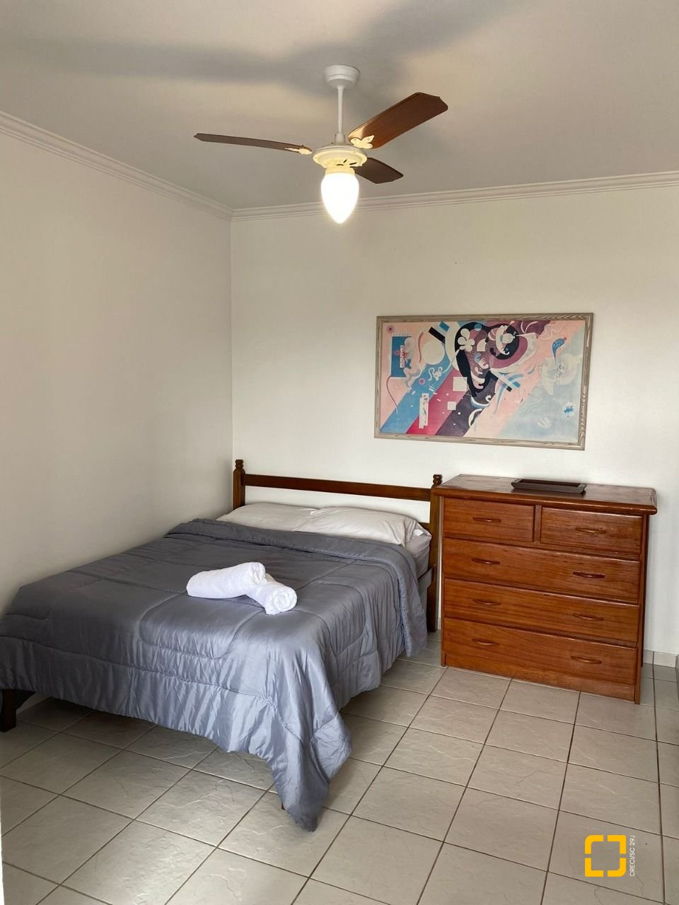 Casa com 370m², 5 quartos (sendo 2 suítes), 3 garagens, no bairro Campeche em Florianópolis