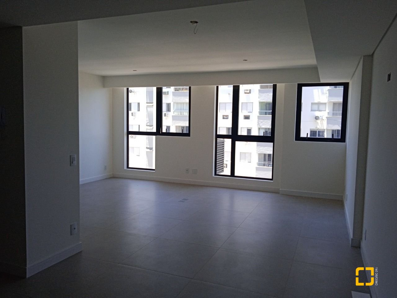 Studio com 52m², 1 quarto, 1 garagem, no bairro Trindade em Florianópolis