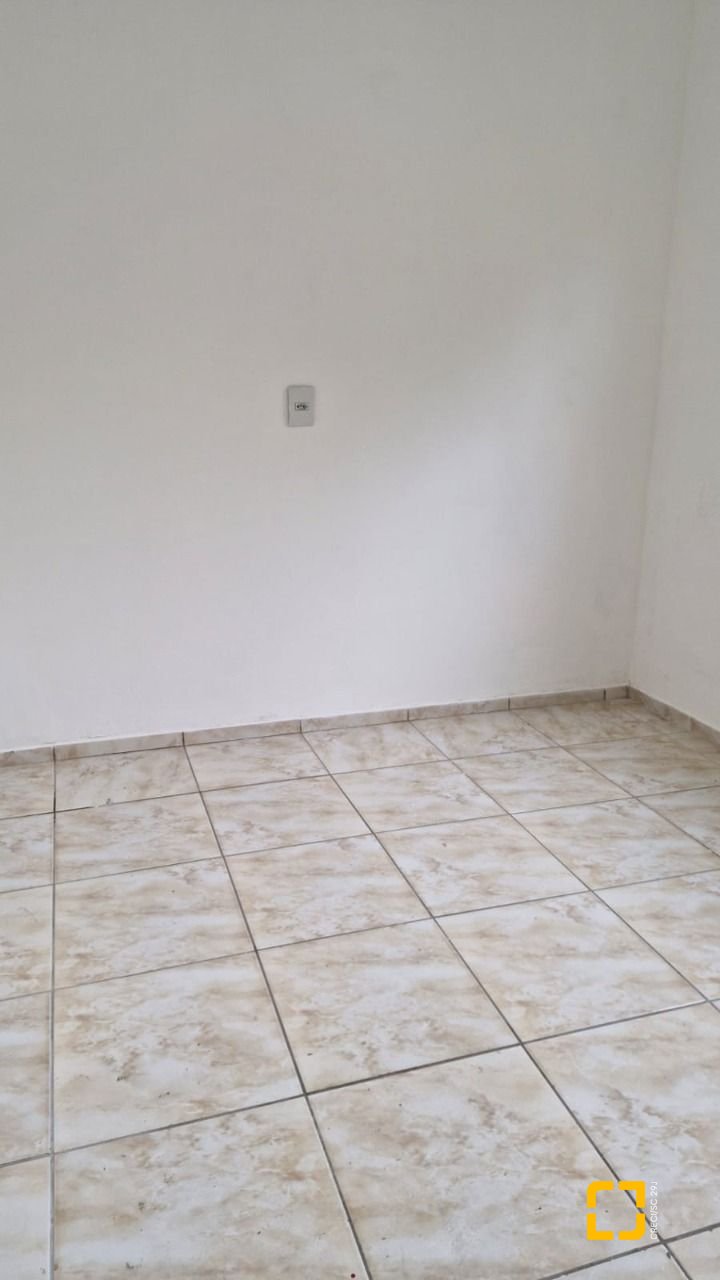 Apartamento com 45m², 2 quartos, 1 garagem, no bairro Ingleses em Florianópolis