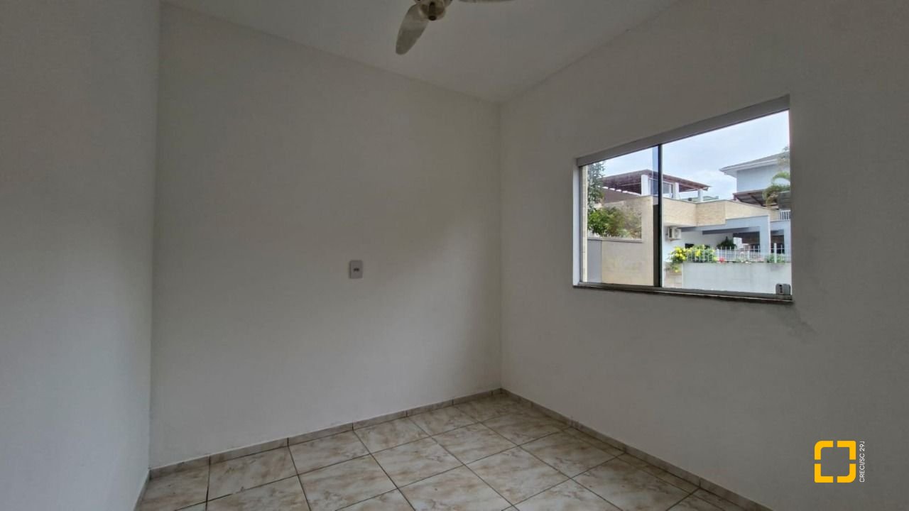 Apartamento com 45m², 2 quartos, 1 garagem, no bairro Ingleses em Florianópolis