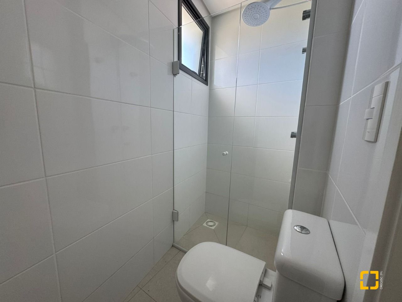 Studio com 32m², 1 quarto (sendo 1 suíte), 1 garagem, no bairro Trindade em Florianópolis