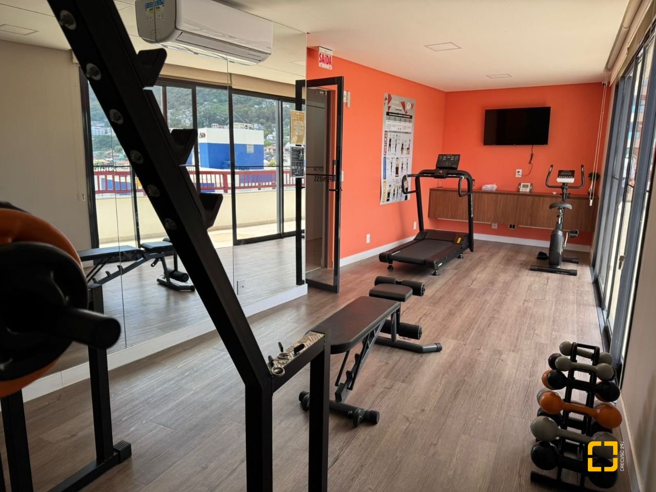 Studio com 32m², 1 quarto (sendo 1 suíte), 1 garagem, no bairro Trindade em Florianópolis