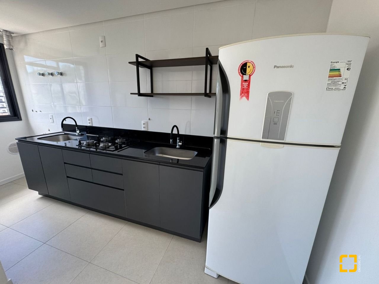 Studio com 32m², 1 quarto (sendo 1 suíte), 1 garagem, no bairro Trindade em Florianópolis