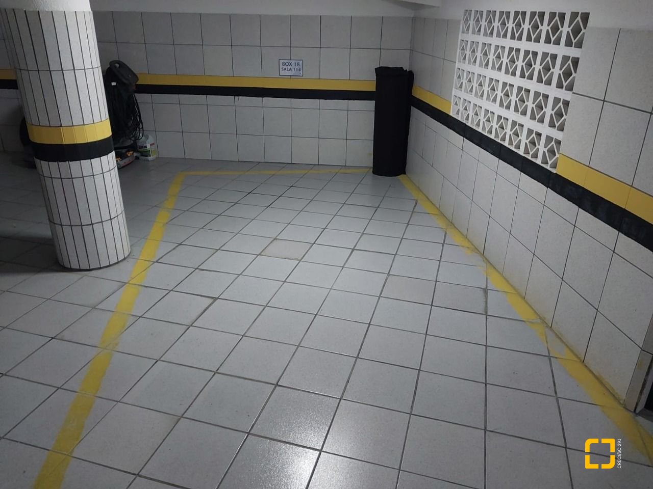 Sala com 63m², 2 garagens, no bairro Centro em Florianópolis