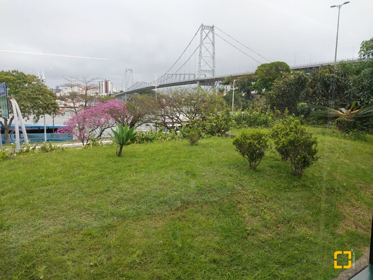Sala com 63m², 2 garagens, no bairro Centro em Florianópolis