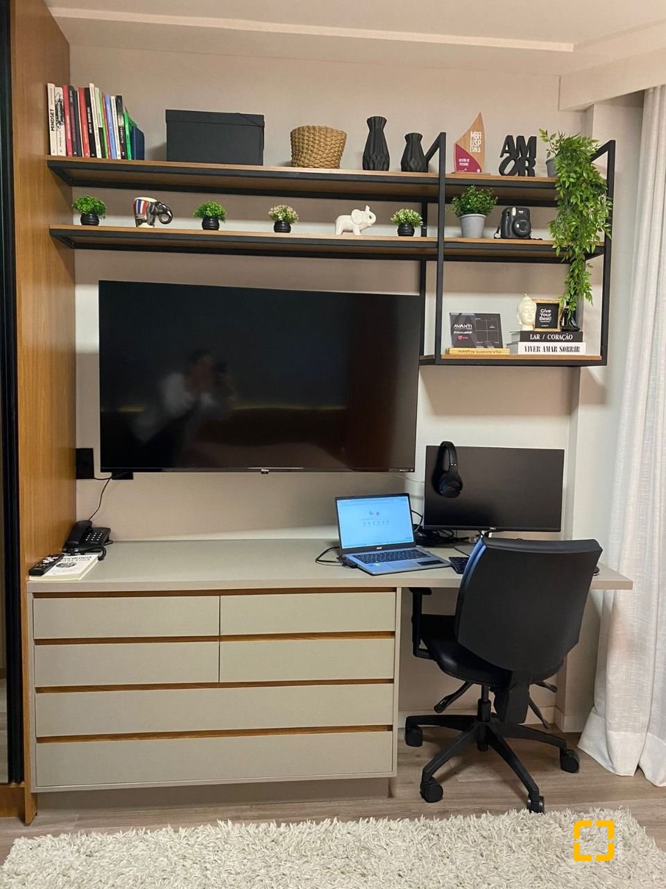 Studio com 25m², 1 quarto, 1 garagem, no bairro Itacorubi em Florianópolis