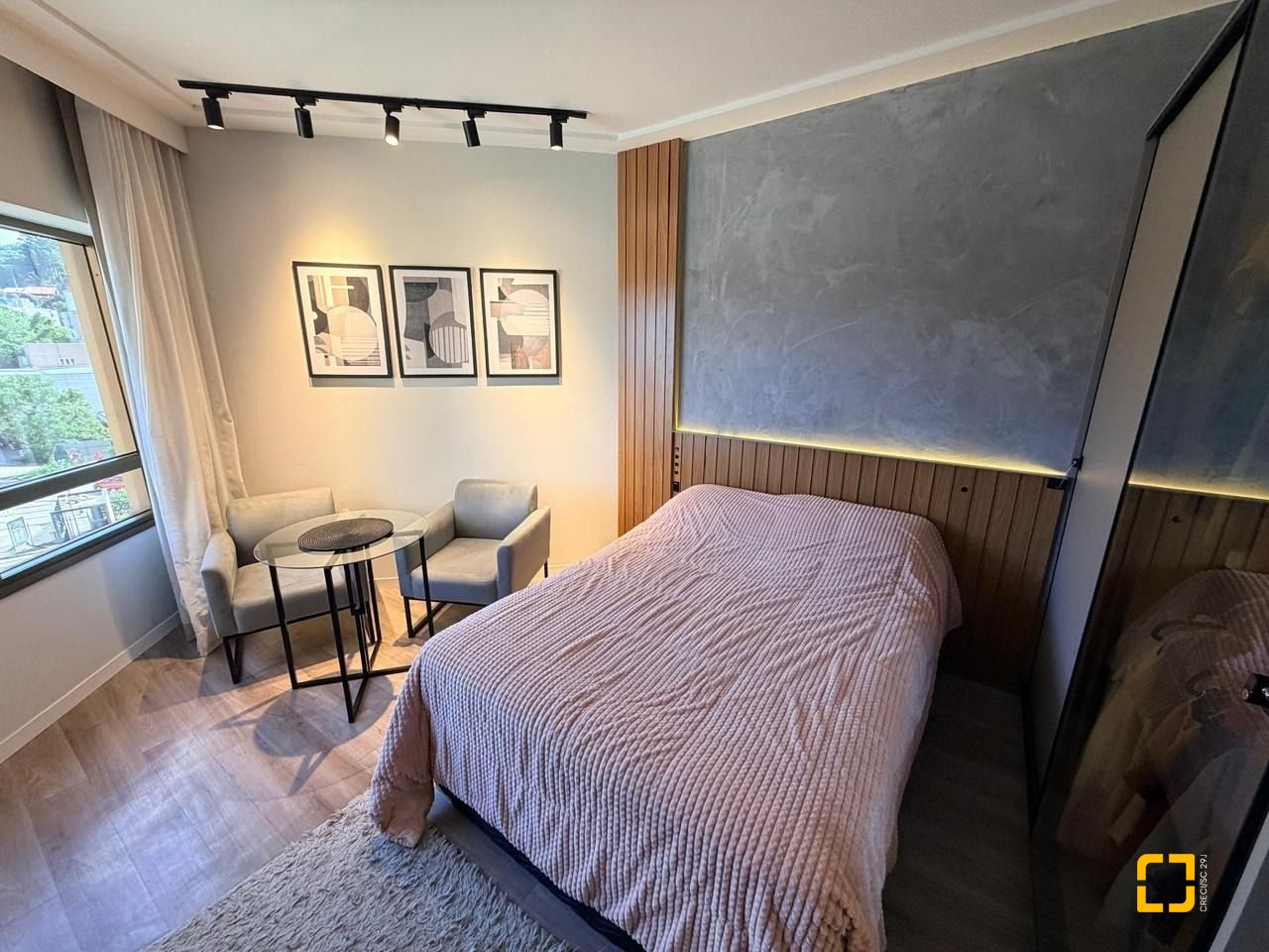 Studio com 25m², 1 quarto, 1 garagem, no bairro Itacorubi em Florianópolis