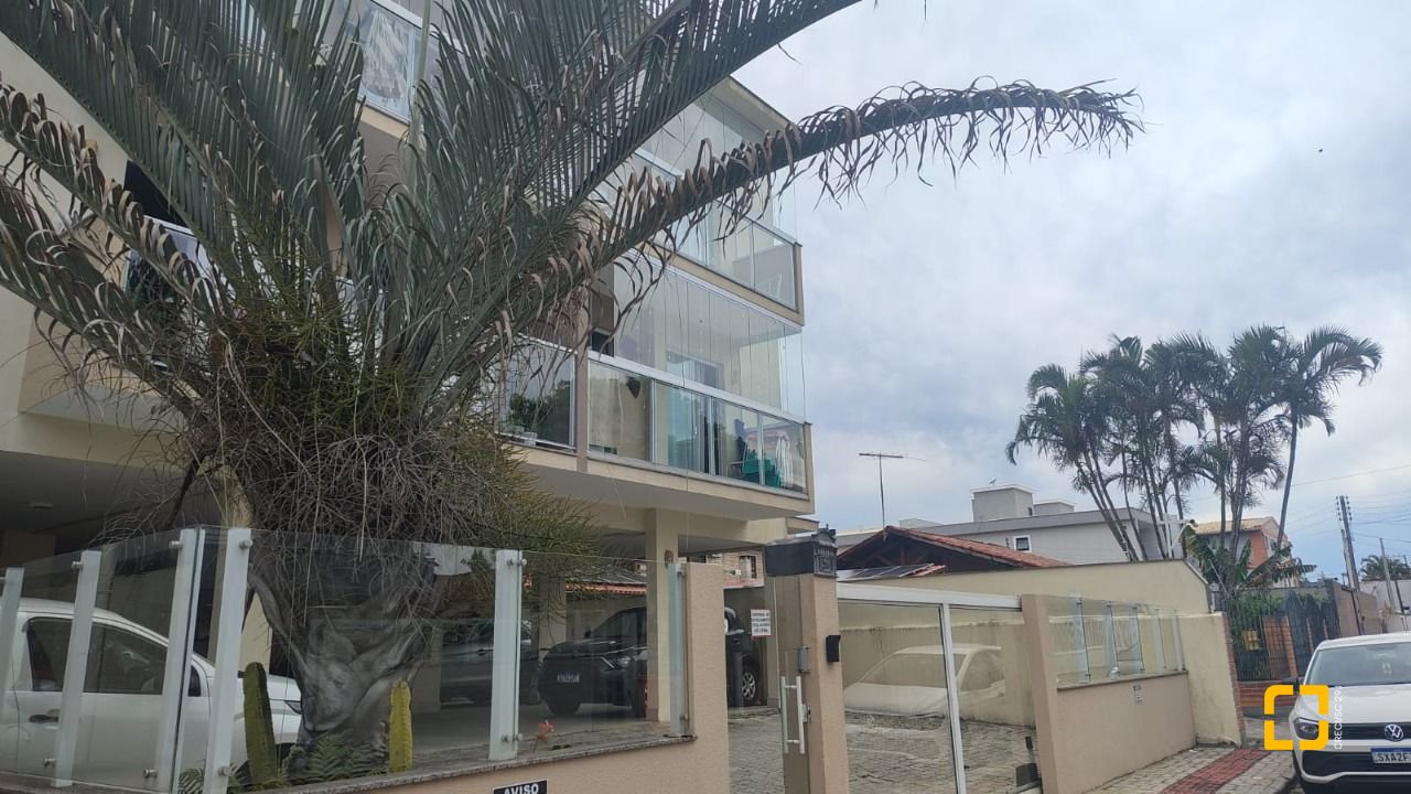 Apartamento com 65m², 3 quartos (sendo 1 suíte), 1 garagem, no bairro Ingleses em Florianópolis