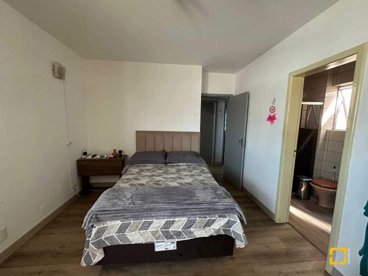 Cobertura com 183m², 4 quartos (sendo 1 suíte), 10 garagens, no bairro Capoeiras em Florianópolis
