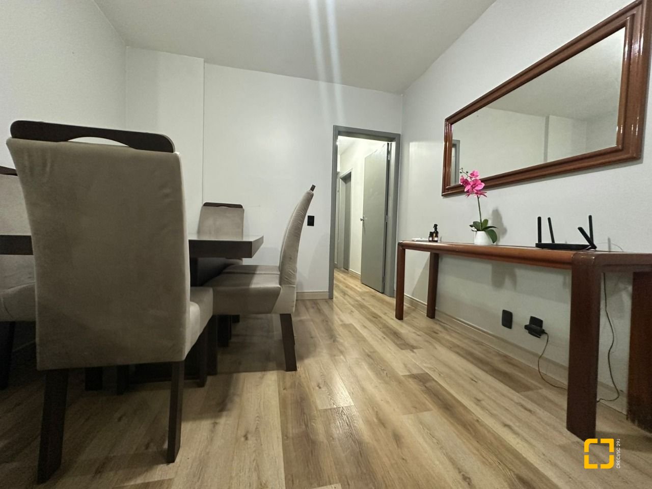 Cobertura com 183m², 4 quartos (sendo 1 suíte), 10 garagens, no bairro Capoeiras em Florianópolis