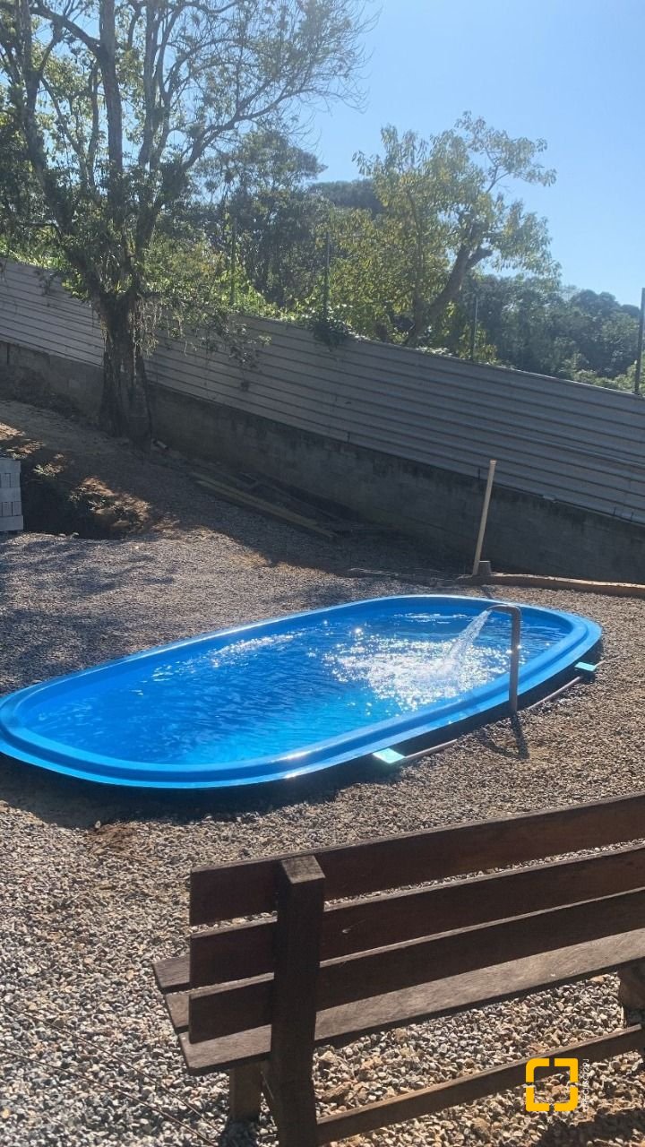 Sítio com 300m², 3 quartos, 1 garagem, no bairro Canasvieiras em Florianópolis