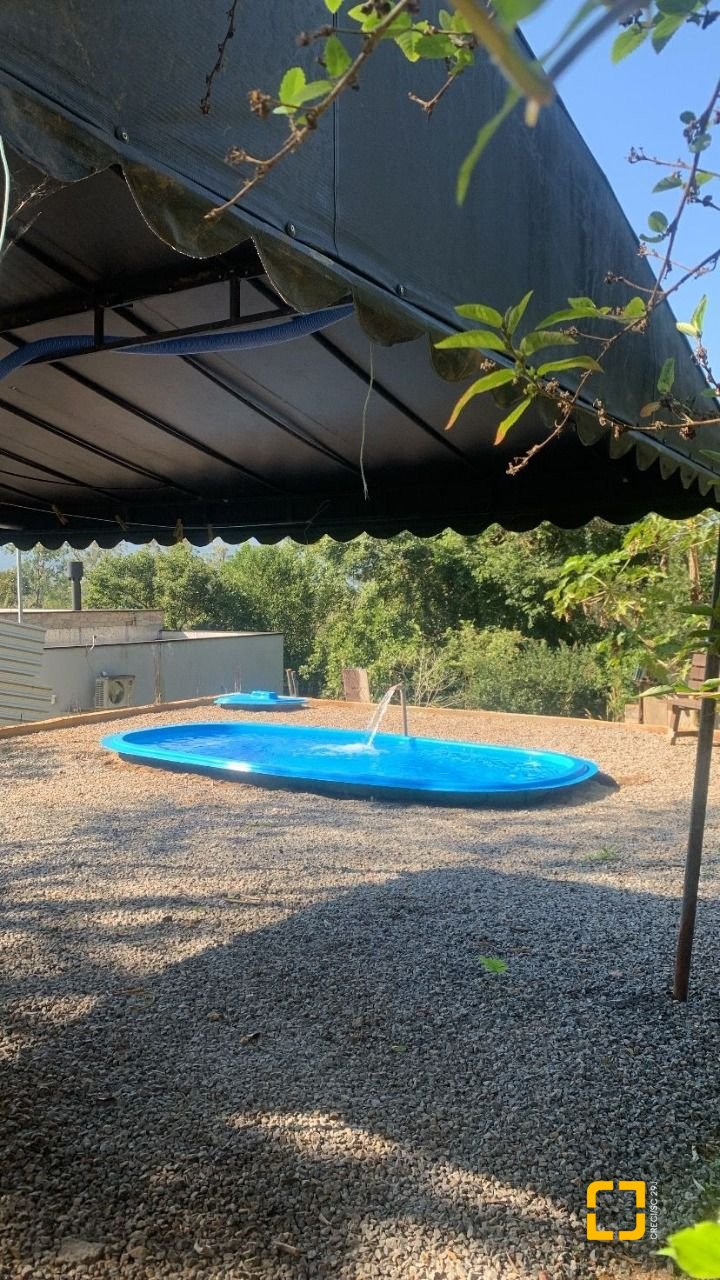 Sítio com 300m², 3 quartos, 1 garagem, no bairro Canasvieiras em Florianópolis