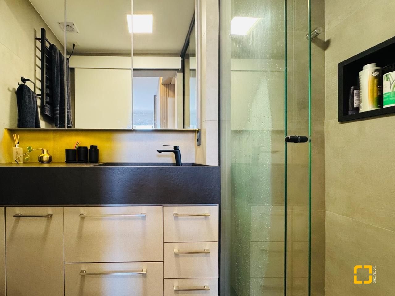 Cobertura com 175m², 3 quartos (sendo 1 suíte), 2 garagens, no bairro Campeche Norte em Florianópolis