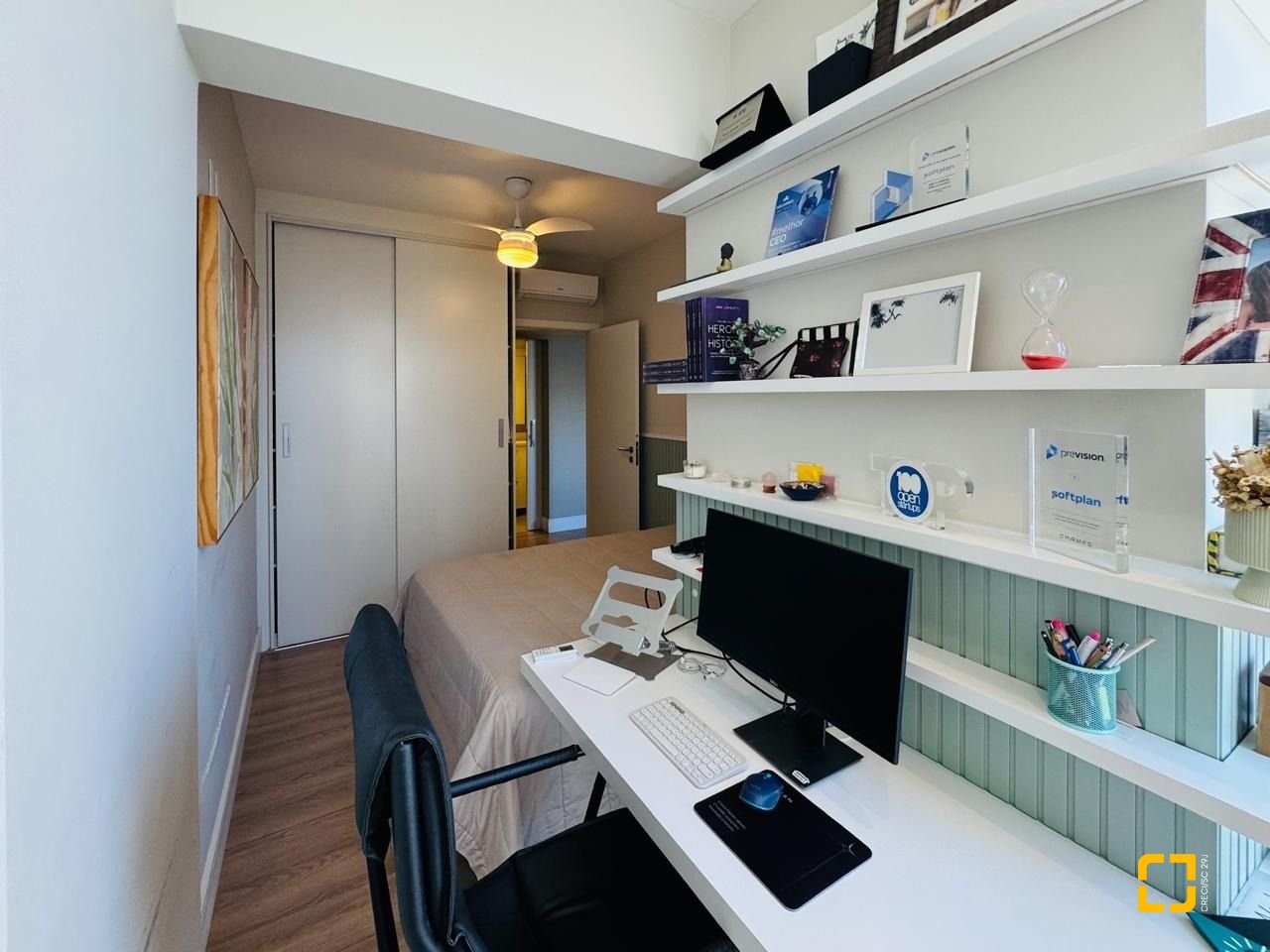 Cobertura com 175m², 3 quartos (sendo 1 suíte), 2 garagens, no bairro Campeche Norte em Florianópolis
