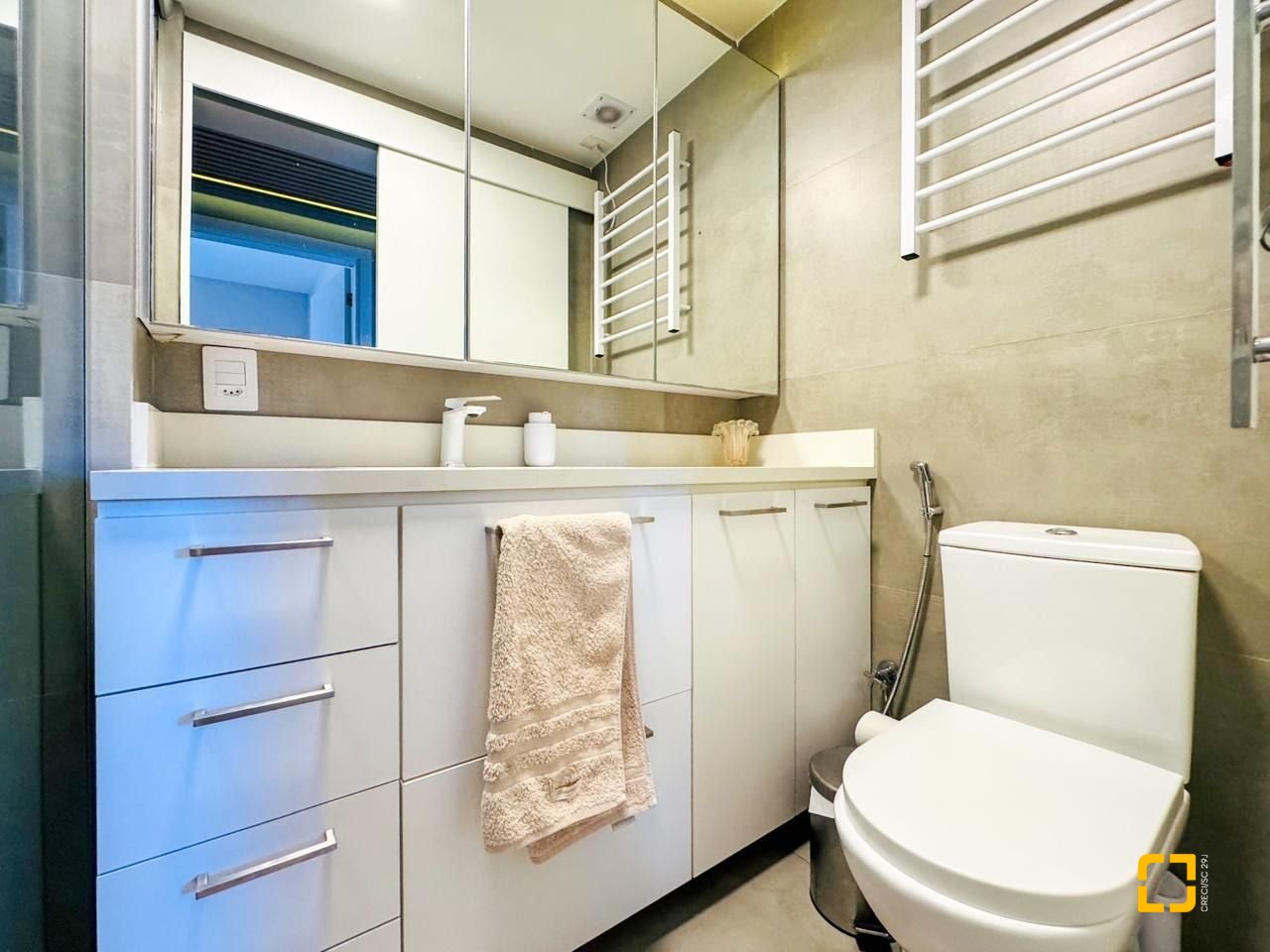 Cobertura com 175m², 3 quartos (sendo 1 suíte), 2 garagens, no bairro Campeche Norte em Florianópolis