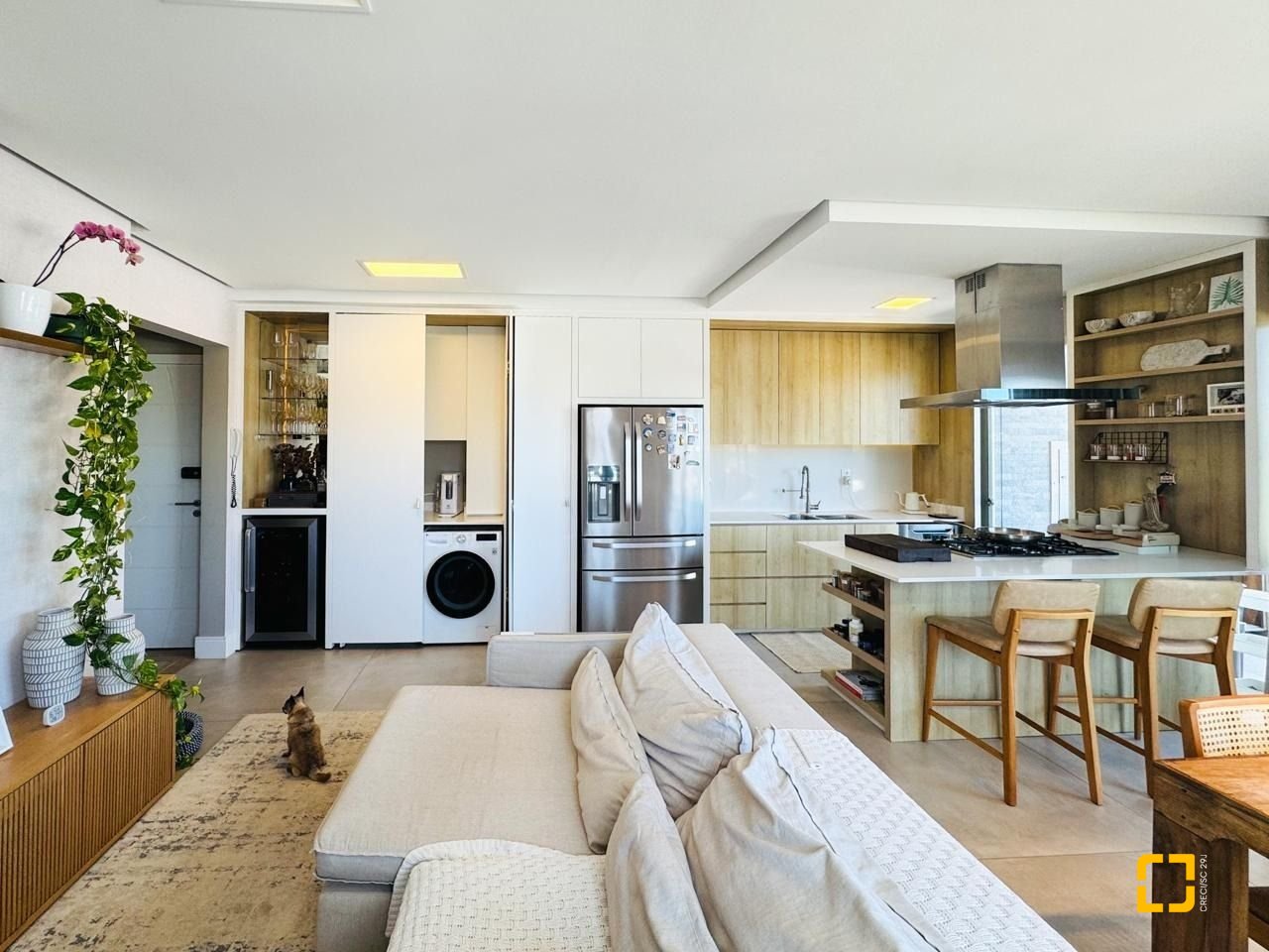 Cobertura com 175m², 3 quartos (sendo 1 suíte), 2 garagens, no bairro Campeche Norte em Florianópolis
