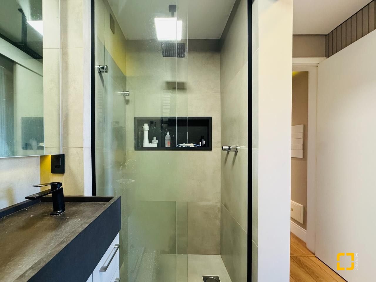 Cobertura com 175m², 3 quartos (sendo 1 suíte), 2 garagens, no bairro Campeche Norte em Florianópolis