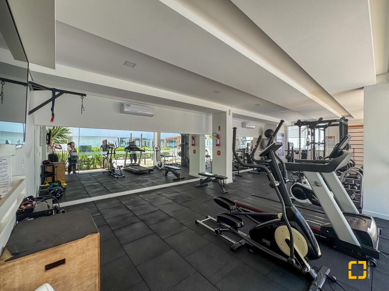 Cobertura com 175m², 3 quartos (sendo 1 suíte), 2 garagens, no bairro Campeche Norte em Florianópolis