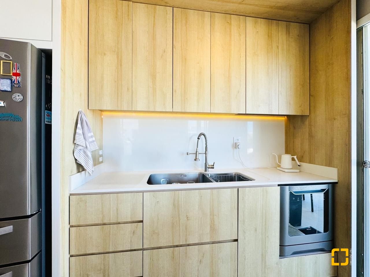 Cobertura com 175m², 3 quartos (sendo 1 suíte), 2 garagens, no bairro Campeche Norte em Florianópolis