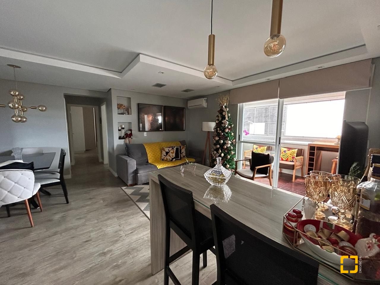Apartamento com 85m², 3 quartos (sendo 1 suíte), 1 garagem, no bairro Kobrasol em São José