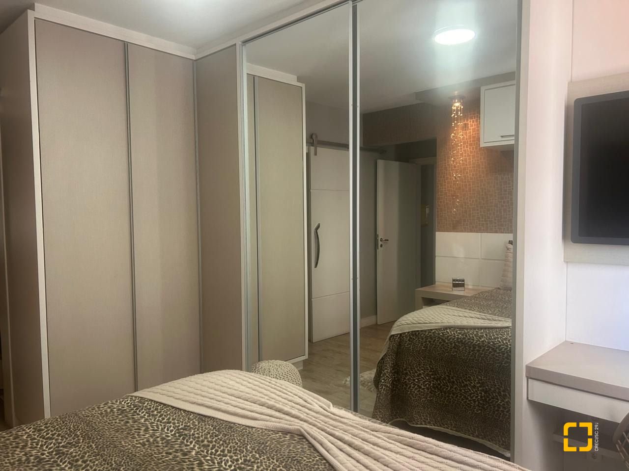 Apartamento com 85m², 3 quartos (sendo 1 suíte), 1 garagem, no bairro Kobrasol em São José