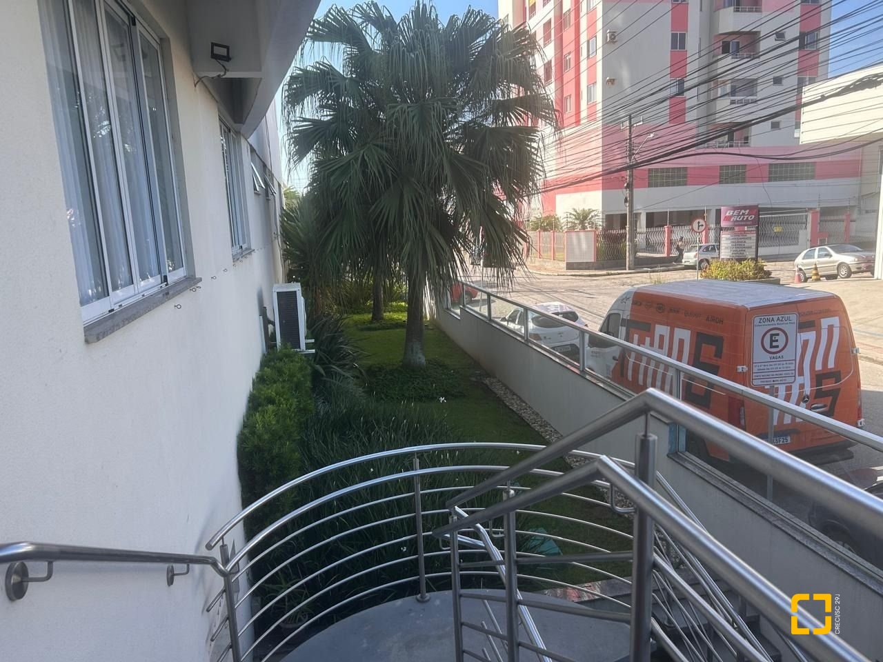 Apartamento com 85m², 3 quartos (sendo 1 suíte), 1 garagem, no bairro Kobrasol em São José